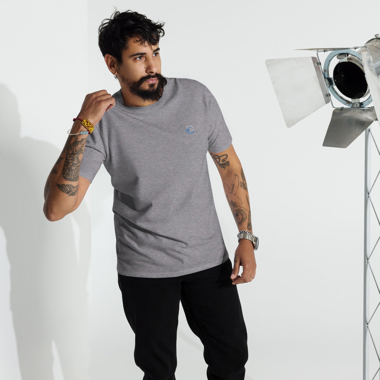 Vintage Lane essential logo T-shirt (embroidered logo)