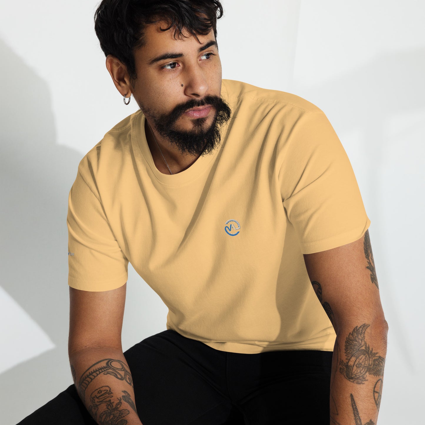 Vintage Lane essential logo T-shirt (embroidered logo)