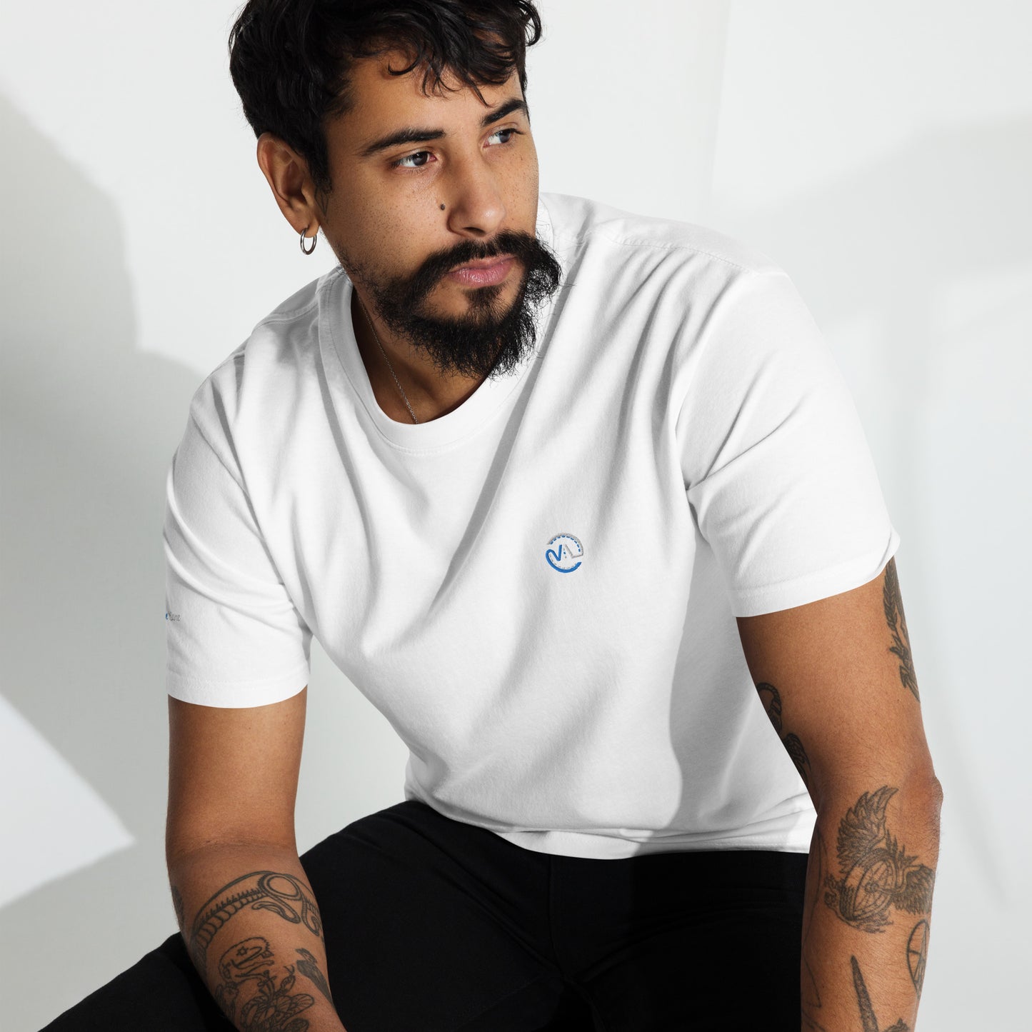 Vintage Lane essential logo T-shirt (embroidered logo)