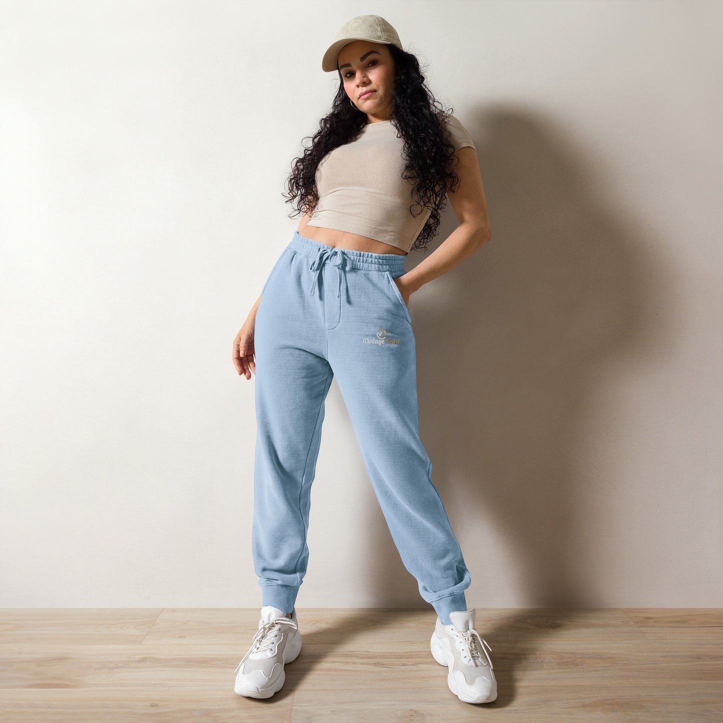 Women’s pigment-dyed Vintage Lane sweatpants