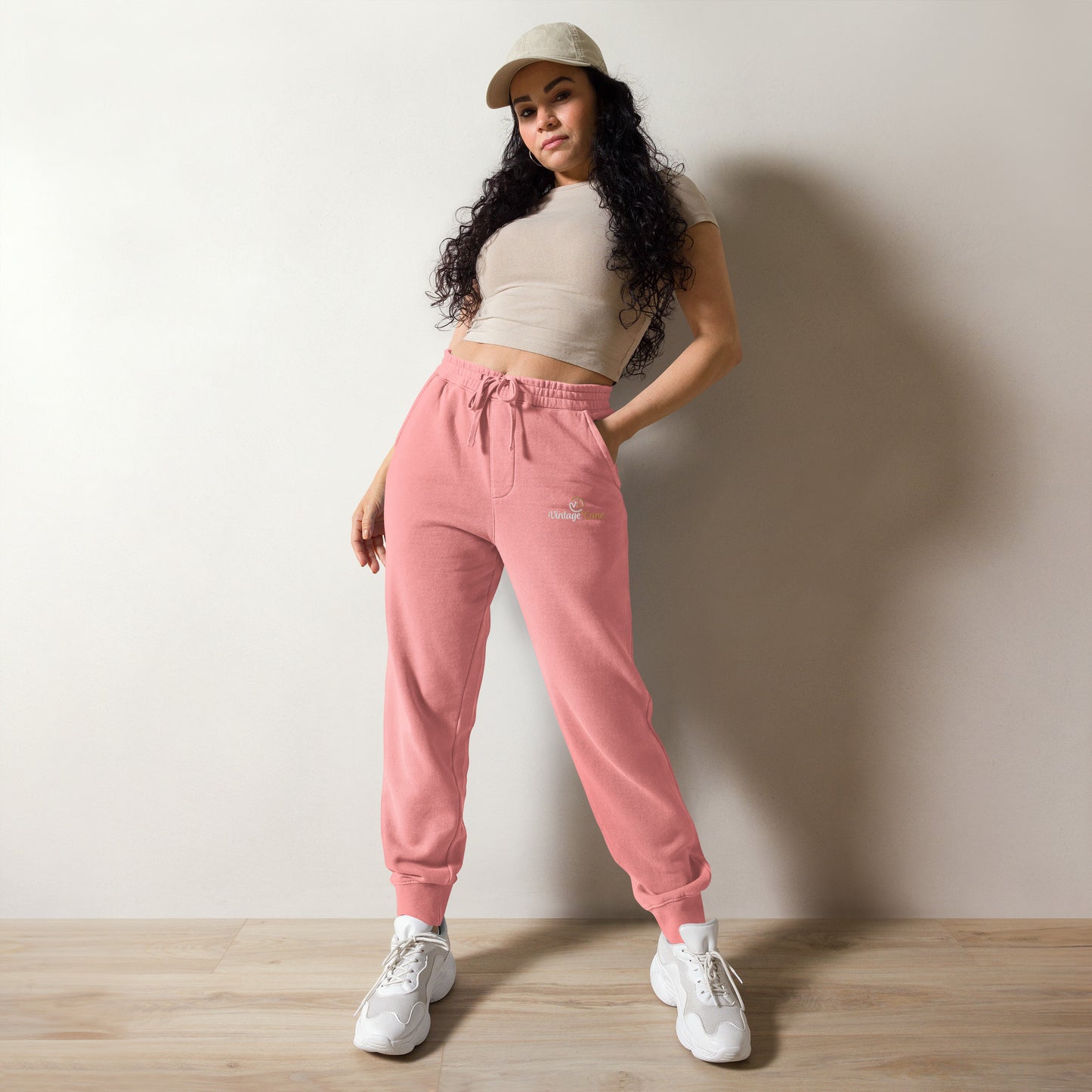 Women’s pigment-dyed Vintage Lane sweatpants