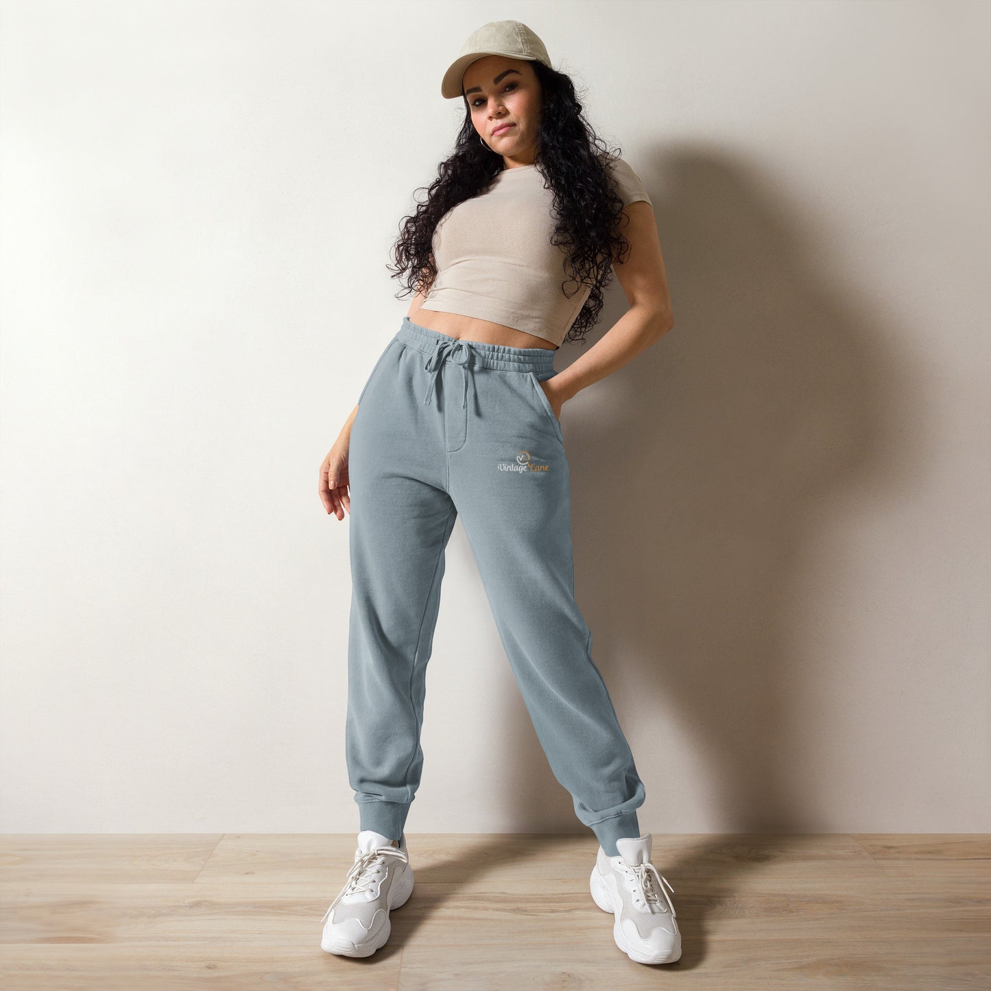 Women’s pigment-dyed Vintage Lane sweatpants